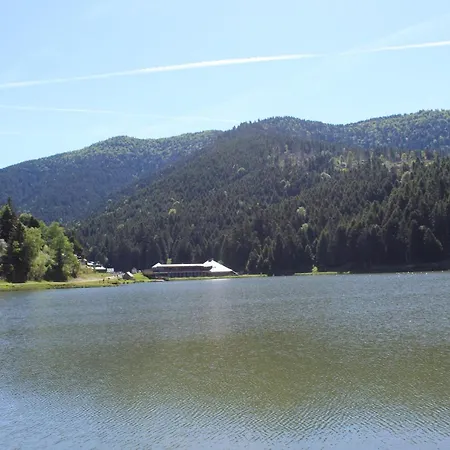 Appartement Lac De Payolle Campan Exterior photo